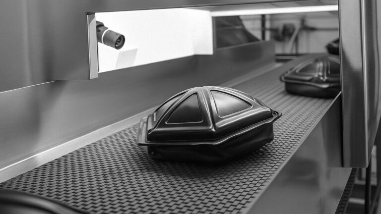 Sistema de Biyectiva para inspección automática de dispositivos mediante visión artificial e inteligencia artificial