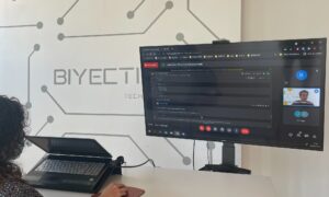 Profesorado de centros de estudios profesionales de la Región de Murcia formándose en IA