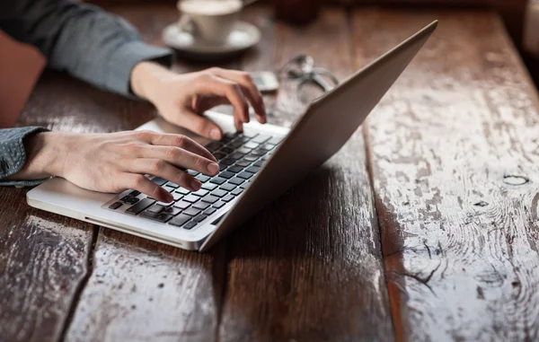 Solución de Biyectiva basada en RPA para automatizar procesos de gestión y mejorar la eficiencia administrativa en colaboración con Segipsa