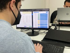 Software gratuito de CHARM para acelerar la digitalización de pymes y grandes empresas
